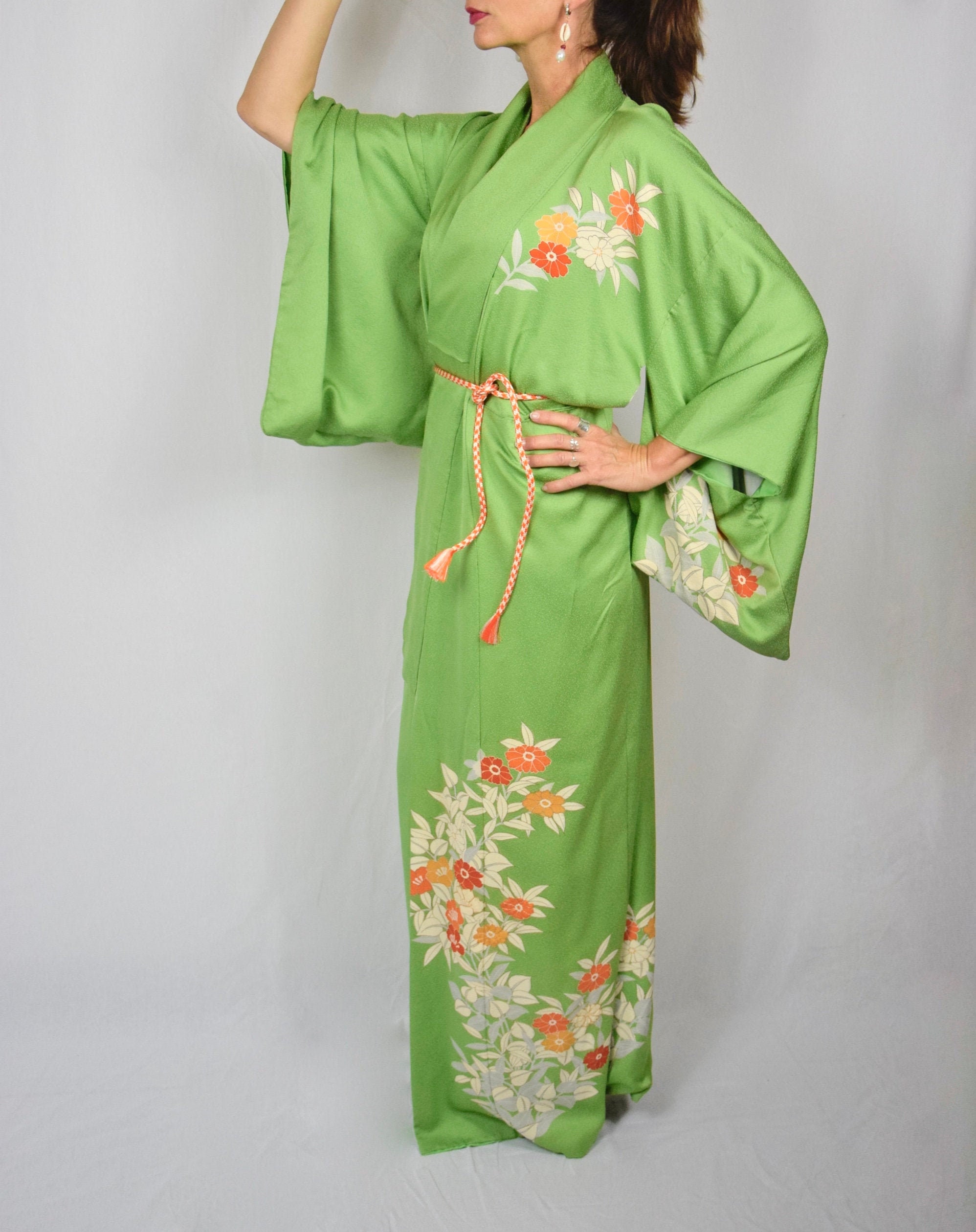 Japanese Vintage Kimono Robe In Green Silk With Obijime Kumihimo Belt Flower Pattern Silk 