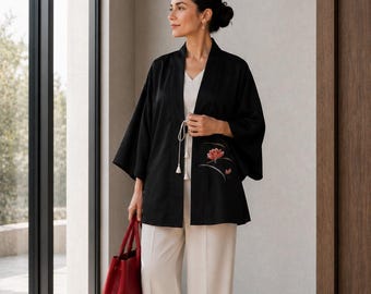 Black Elegant Japanese Kimono Jacket with flower pattern and Haori Himo, Original Japanese Haori, hand-sewn silk, Opera Evening