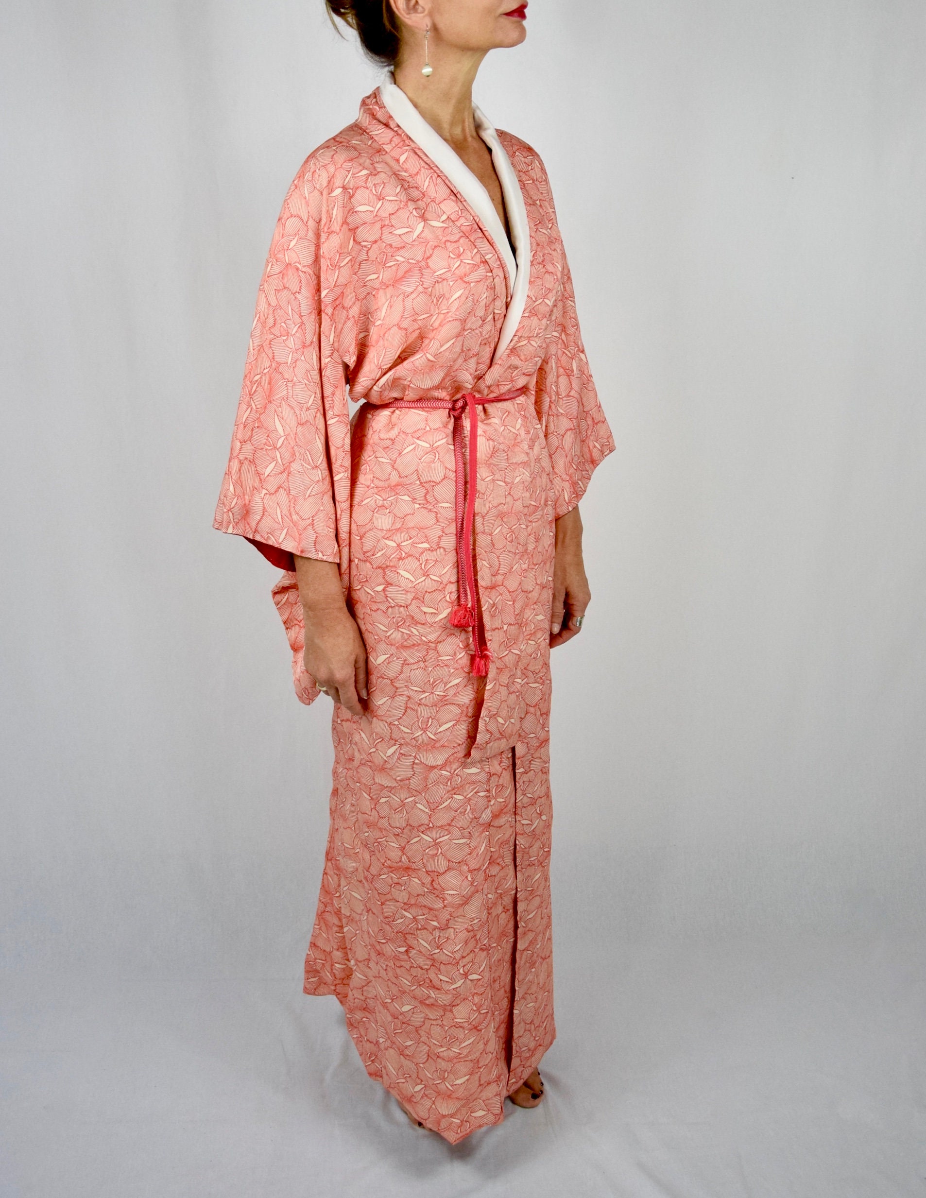 Japanese Vintage Kimono Robe Silk pink with Orchids and silk Obijime