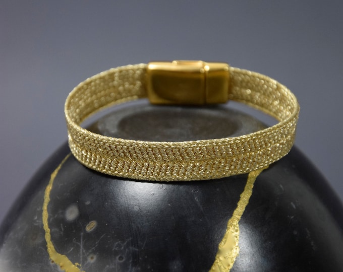 Bracelet "Hoshi" Star, Japanese Vintage Obijime Accessory, Wabi Sabi Silk Bangle, Present, Kumihimo Bracelet hand braided Obijime,