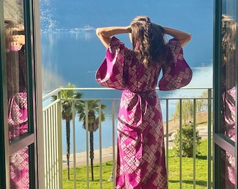 Antique Silk Kimono Robe, Japanese Meisen Ikat, purple color,  Antique Robe Silk, Ladies Japan Kimono with Silk cord belt, Kaftan