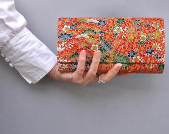 Japanese Kimono Clutch – Elegant Silk Purse with Floral Pattern – Evening Bag – Vintage Style - Clutch Bag - sustainable fashion