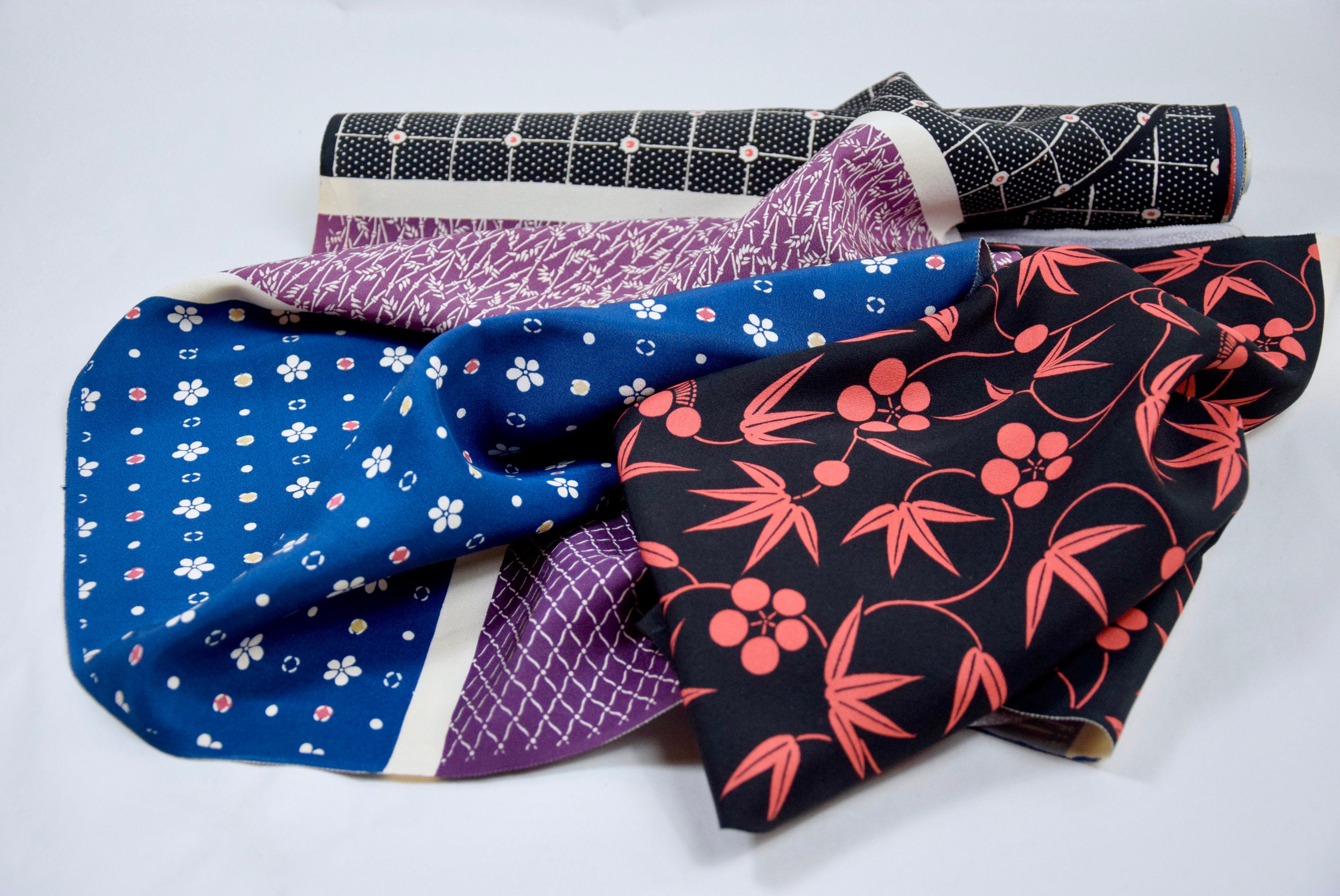 Kimono silk sample fabric, Unused fabric bolt with traditional Japanese