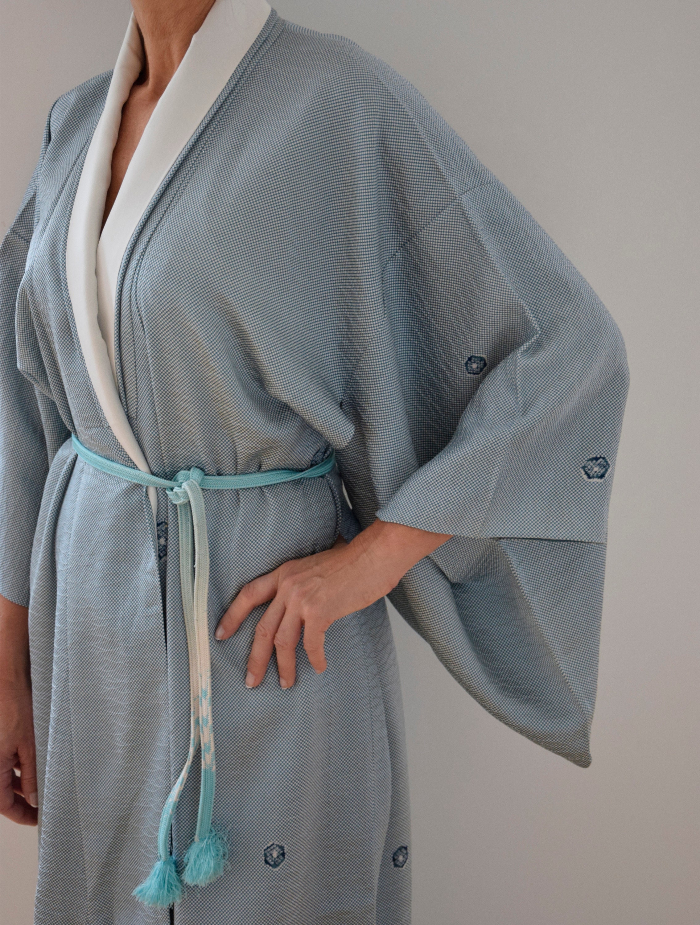 Vintage Kimono Silk ivory with Obijime Belt, unisex, Silk Robe, Lounge