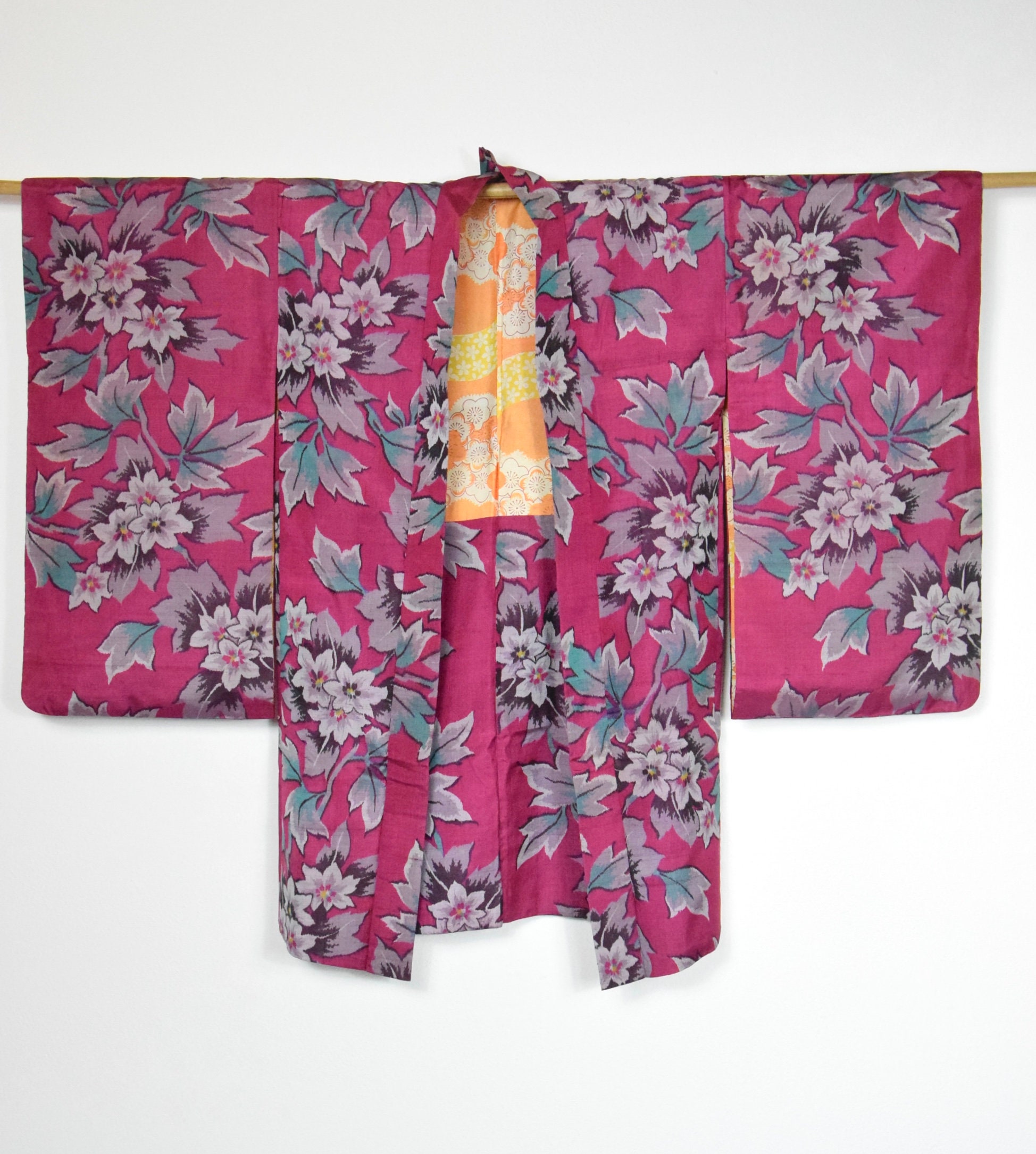 Japanese short Kimono made with Meisen Ikat Technique, silk Haori ...