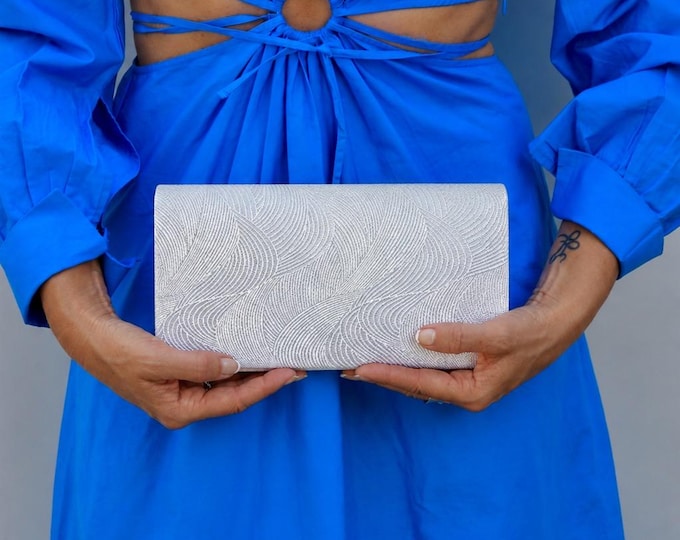 Silver Bridal Kimono Clutch – Elegant Silk Purse with Traditional Pattern – Evening Bag – Vintage Style - Clutch Bag -