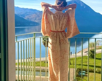 High Class Kimono  / Perfect Vintage silk Kimono / for Japanlovers / handmade Shibori Batik / Wearable Art / orange