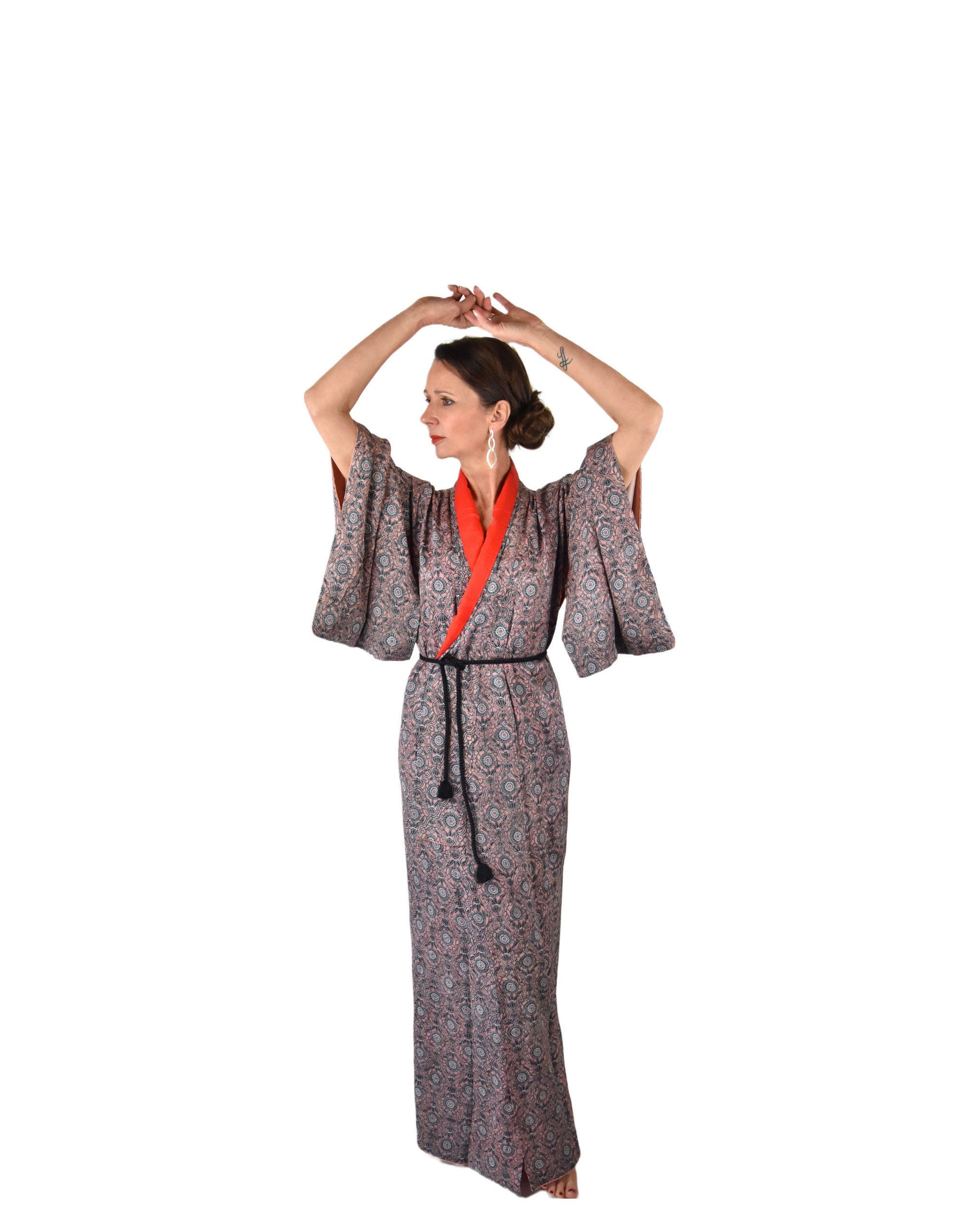 Japanese Vintage Kimono Robe with black silk belt / ready to wear ...