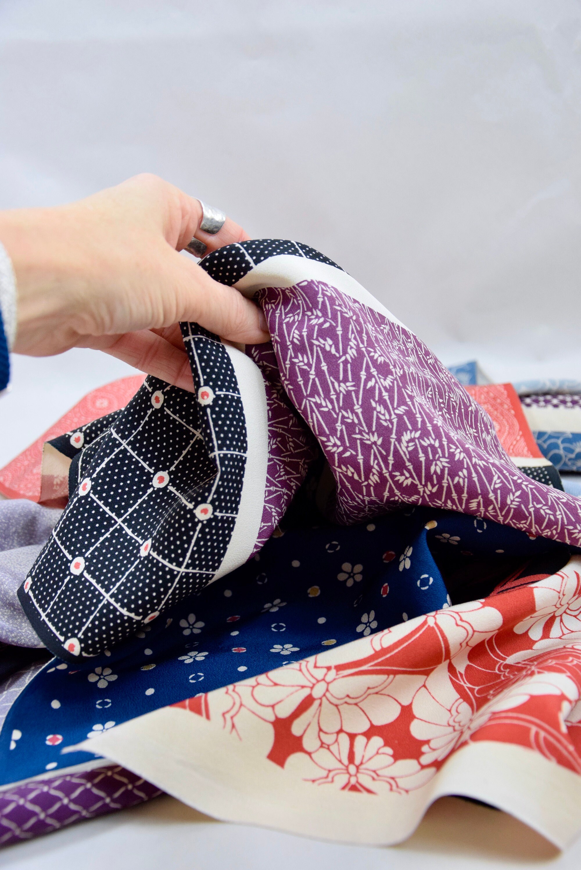 Kimono silk sample fabric, Unused fabric bolt with traditional Japanese