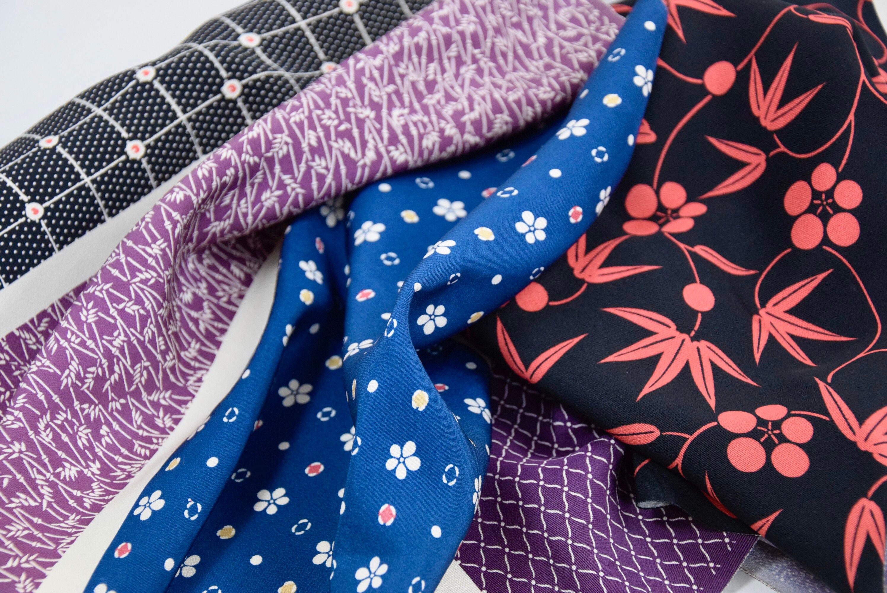 Kimono silk sample fabric, Unused fabric bolt with traditional Japanese