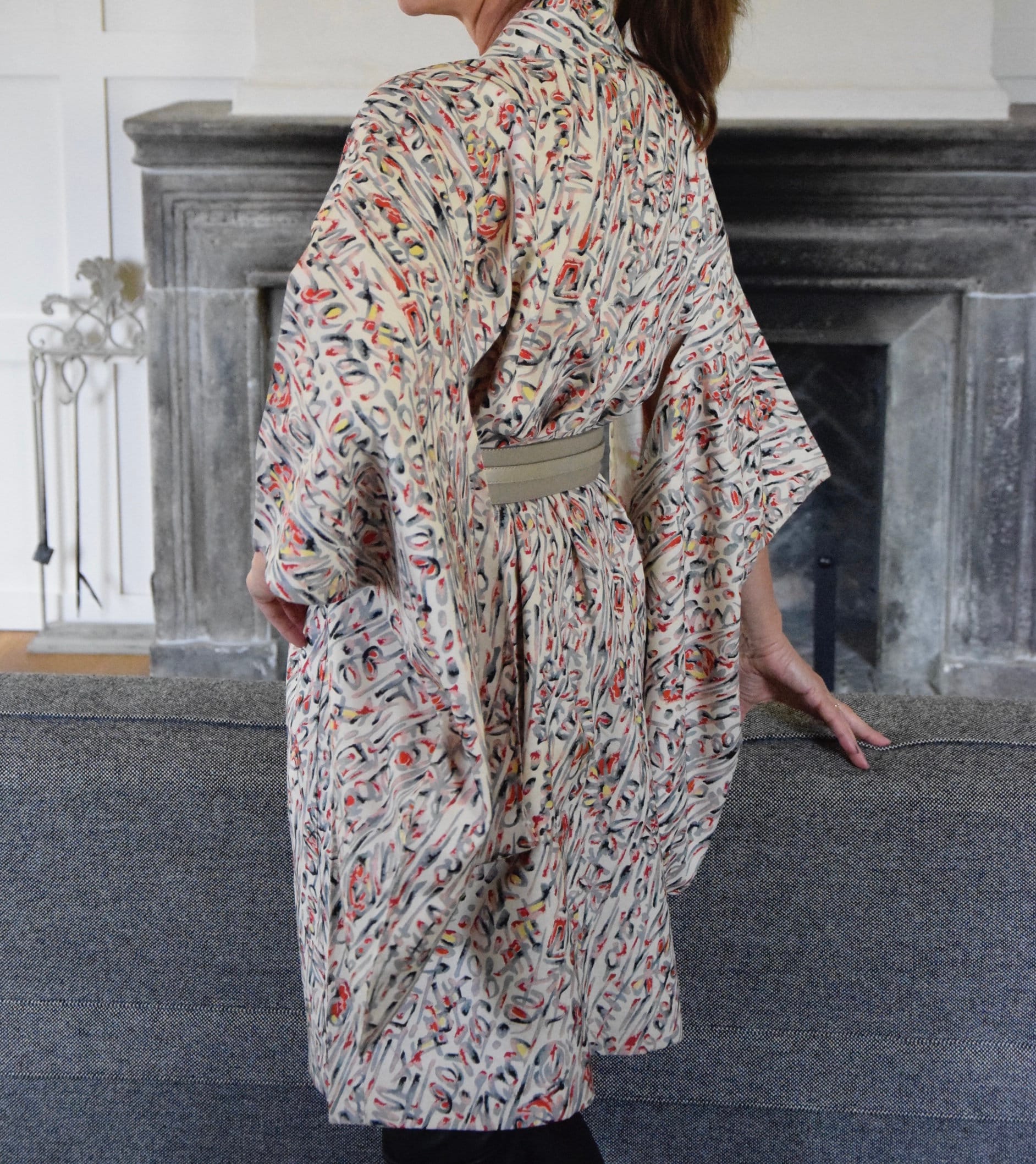 Japanese short Kimono made with Meisen Ikat Technique, silk Haori