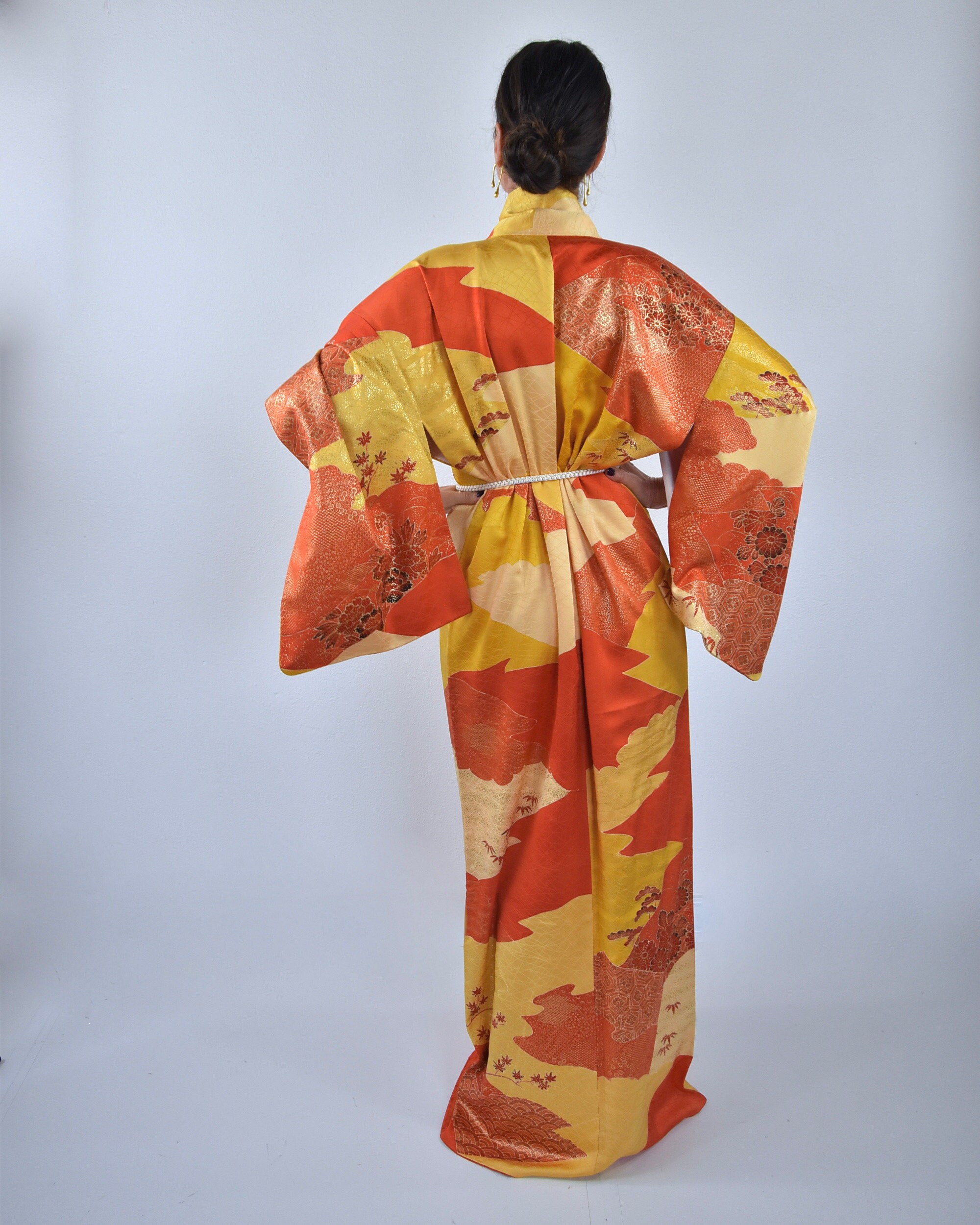 [希少本]Die schönsten Kimonos 希少本]Die schönsten Kimonos 希少本]Die schönsten Kimonos