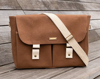 NOMAD messenger bag | SEPIA