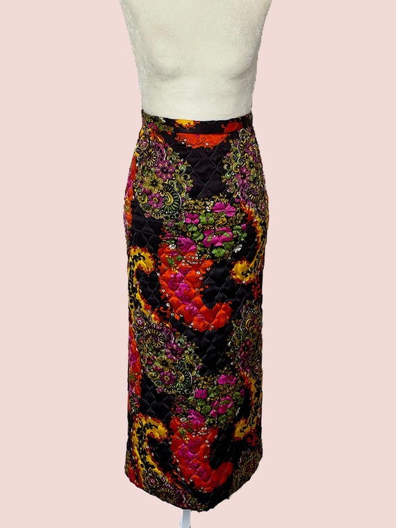 1970s Midi Quilted Paisley Floral Psychedelic Fitt