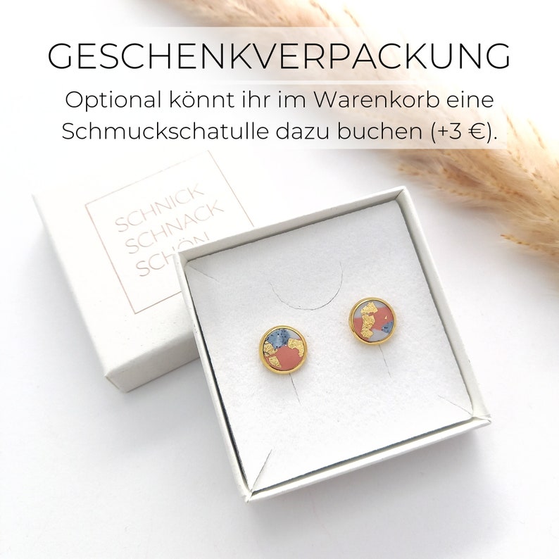 ohrstecker gold. Ohrringe rosa grau in goldener Fassung. Kleine Ohrstecker rosa grau. Ohrstecker gold grau. Schnick Schnack Schön Bild 10