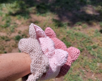 Cat Ear Scrunchie Crochet Pattern