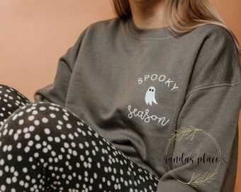Sudadera con bordado de fantasma de Halloween, camiseta unisex de temporada espeluznante