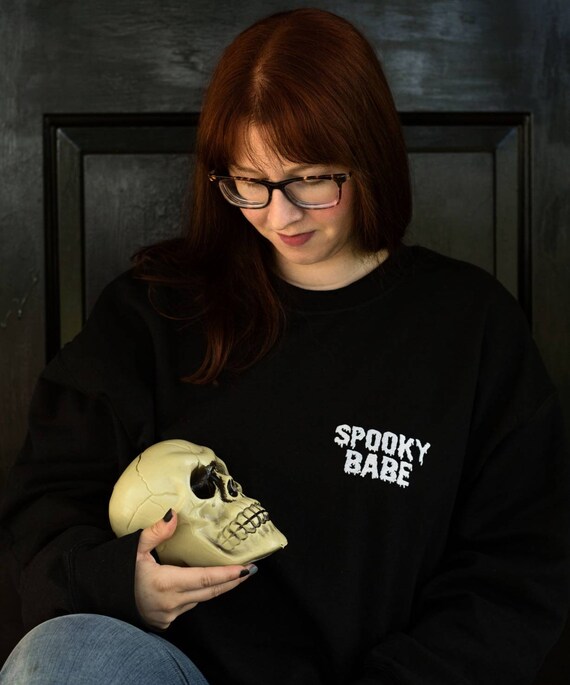 halloween sweatshirt woman