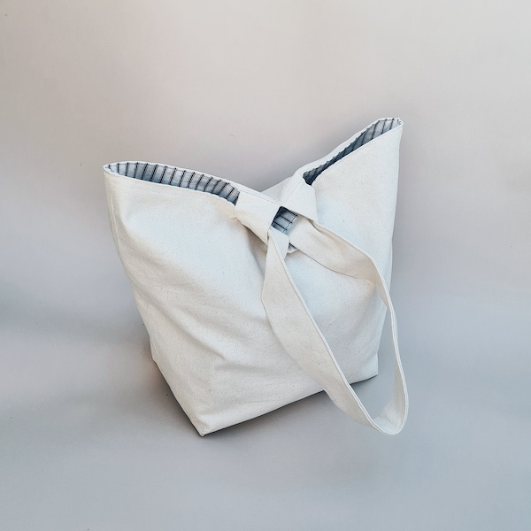 Large Loop Bag | Instant Digital Download | Pull Through Closure | Knot Style Handle | Big Canvas Beach Bag | Fun Beginner Tote Bag