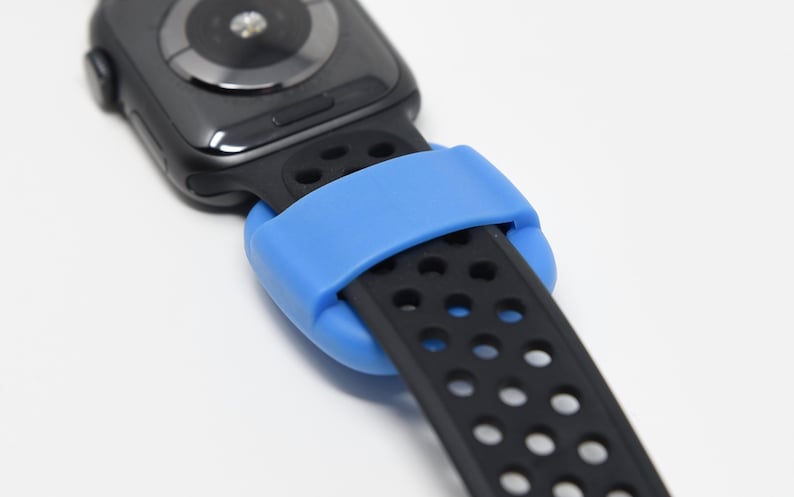 Flexible Watch Adapter Compatible with Disney Magic Band Smooth: Blue