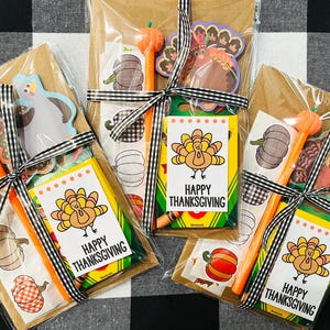 Sacs de cadeaux tout faits pour Thanksgiving | Sacs cadeaux préremplis pour enfants | Sac personnalisé sans sucreries, sans déchets, cadeaux/gâteries/faveurs pour fêtes d'enfants