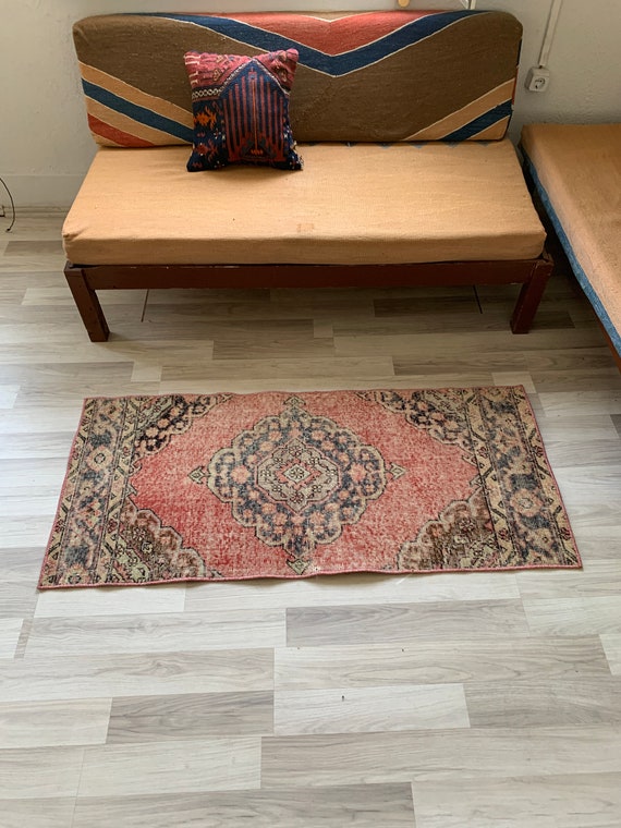 Munching terugbetaling Tact Badmat en tapijten klein vintage tapijt roze Turks tapijt - Etsy Nederland