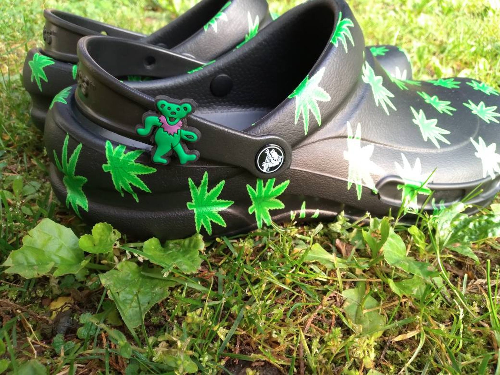 grateful dead crocs lebron