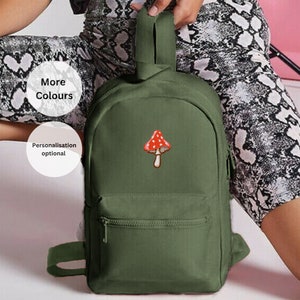 Mini sac à dos Mushroom Élégant et fonctionnel.  Sac à dos unisexe idéal pour toutes les occasions, adultes et enfants. Idées cadeaux champignons brodés