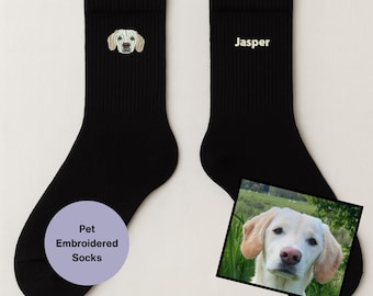 Calcetines bordados con retrato de mascota: Personaliza tus accesorios con bordado de tu mascota.