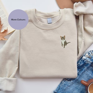 Kitten embroidered Sweatshirt. Animal embroidered clothing. Cat embroidered sweatshirt. Cat embroidery sweatshirt Cat jumper cat sweater