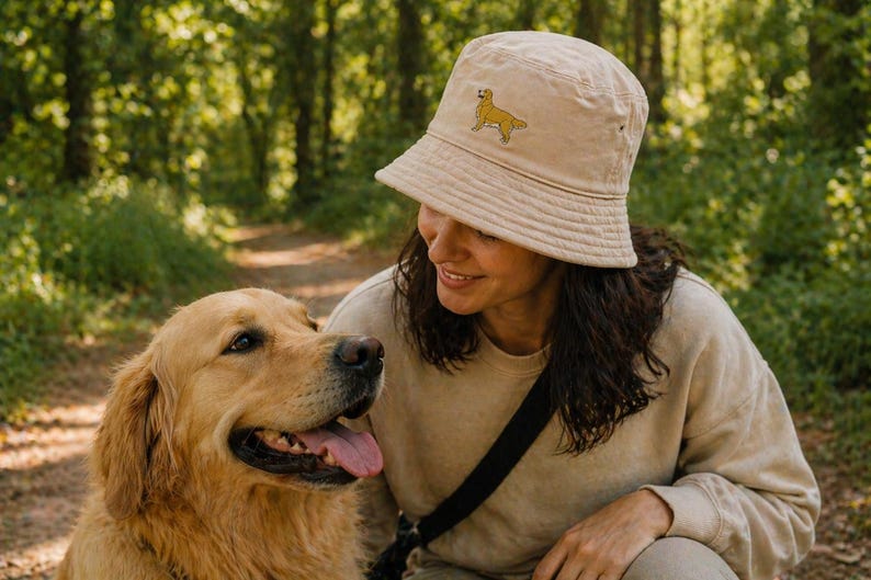 Broderad hinkhatt med golden retriever, sommarkeps i bomull, unisex hunddesign bild 3