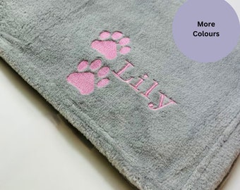 Custmisable  Dog Teddy Fleece Blanket with Embroidered Name and Paw Prints - Perfect Gift for Dogs! Personalised pet blanket