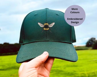 Gorra con bordado de abeja: Gorra unisex con diseño de abeja bordada. Más opciones de color.