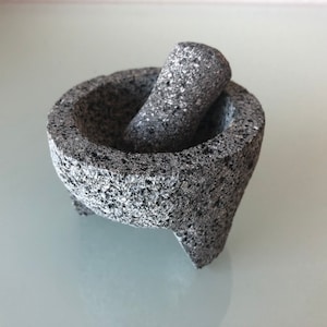 Basalt Rock Mini Molcajete Mortar & Pestle