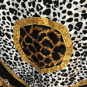 Adrianna Papell Scarf image 3