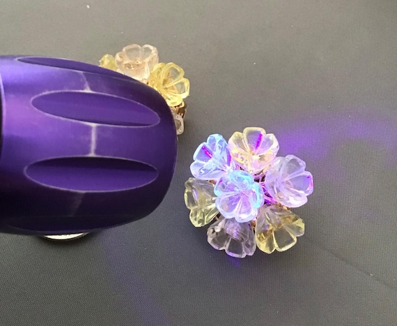 Hobe Flower Earrings View 4
