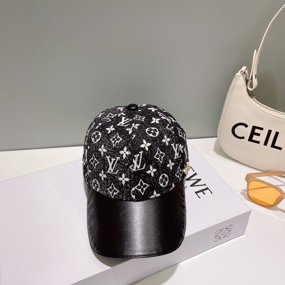 インポート・海外人気ブランド LOUIS VUITTON キャップ LV タッチ M7790 ローズ 帽子 帽子