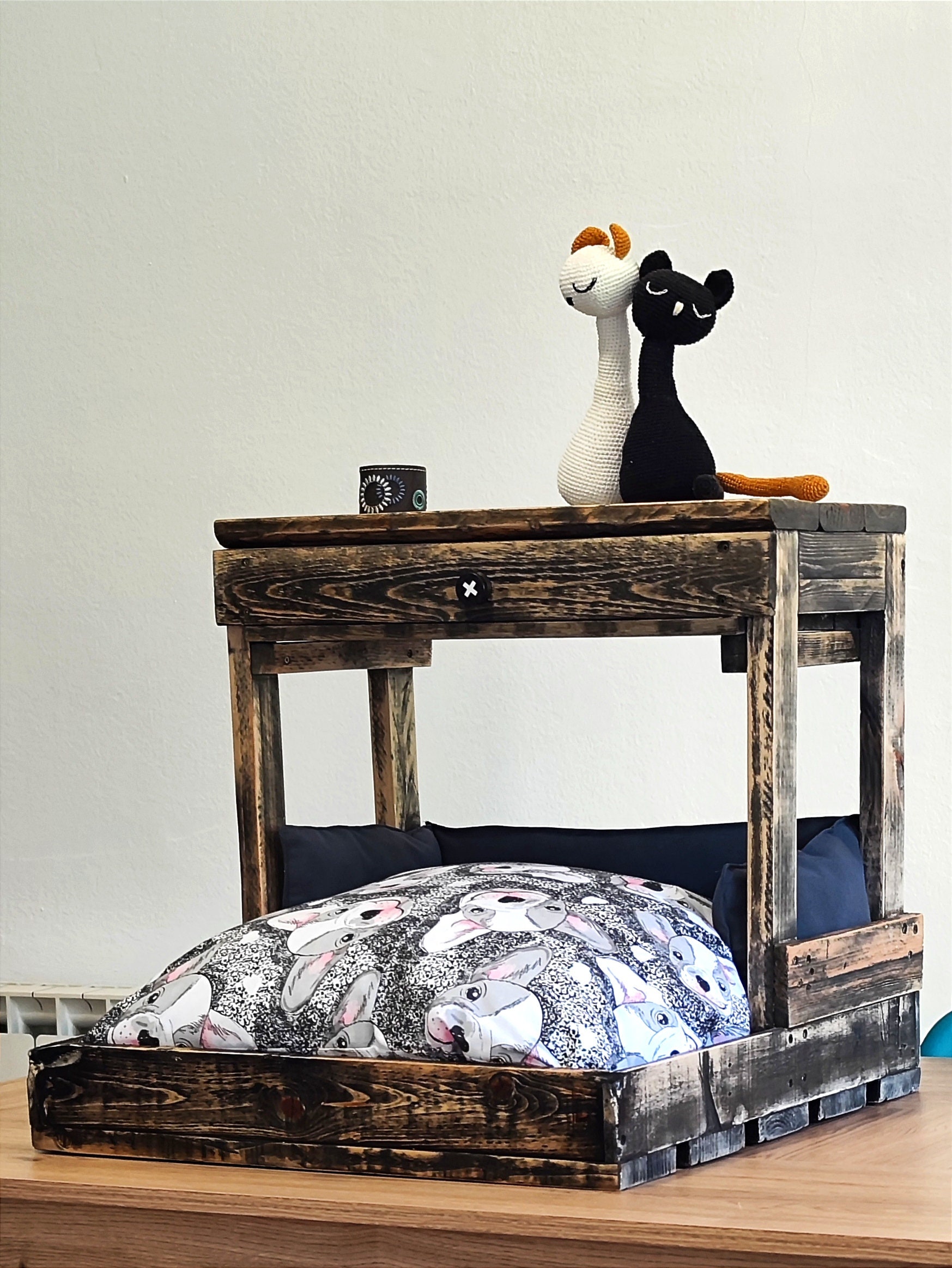 Pet bedside bunk top
