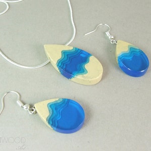 resin jewelry set, resin jewelry set, Resin Pendant, Resin Earrings, Beach jewelry