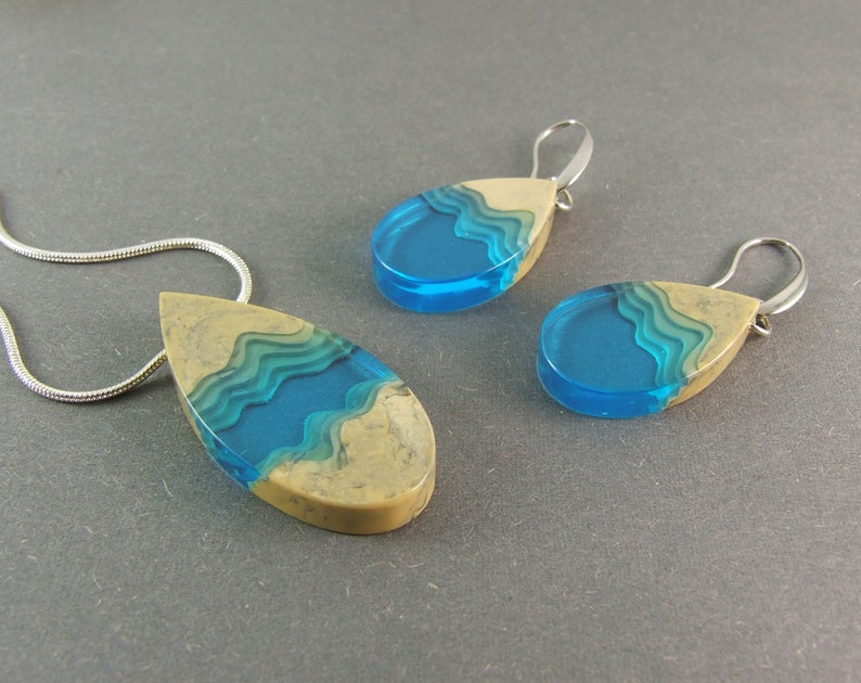 resin jewelry set, resin jewelry set, Resin Pendant, Resin Earrings, Beach jewelry image 6