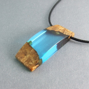 Wood Resin Jewelry,Wood Resin Pendant,Blue Sky Pendant,Handmade wooden pendant,Resin Jewelry,Resin pendant,Resin art