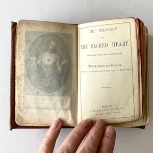 The Treasury of The Sacred Heart - Vintage Irish Prayer Book