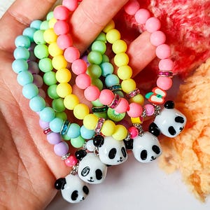 Panda- und Fruchtarmband