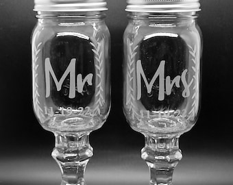 Etched Country Rustic 16oz Redneck Mason Jar Toasting Glasses Mr & Mrs Customized great for a Wedding Gift!