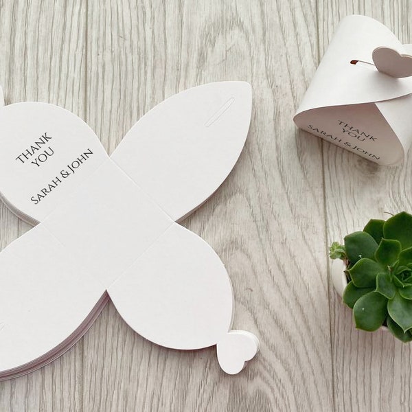 WEDDING FAVOR BOXES with Hearts | Custom Names Welcome Boxes For Guests, Small White Boxes With Custom Text, Screen Printing, Candy Boxes