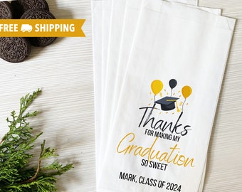 Personalized Graduation Favor Bags: White or Kraft Paper Treat Bags