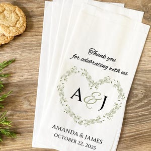Sacs personnalisés pour cadeaux de mariage - « Merci d'avoir célébré avec nous » - Initiales personnalisées et sacs cadeaux pour cadeaux