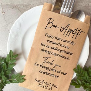 Sacchetti per menù di nozze personalizzati "Bon Appétit!" - Eleganti portaposate in carta kraft per decorazioni da tavola per matrimoni o eventi. Bomboniere in carta kraft per matrimoni.