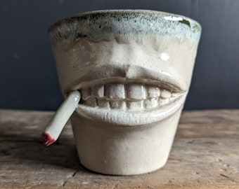 Jardinière d'intérieur avec un visage souriant Jardinière faite main avec un visage sculpté, parfaite pour les plantes succulentes cactus dans la maison Cadeau déco amusant en pot