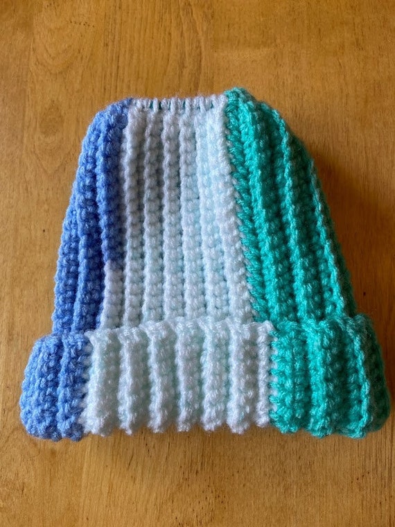 Crocheted Ponytail Hat Child Green Blue White Handmade - Etsy display picture 1